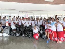 FHS celebrates Earth Day with clean up