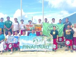 Olosega Elementary students with Finafinau leaders