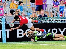 Tonga 7s Fine Inisi makes a crowd pleasing dive 