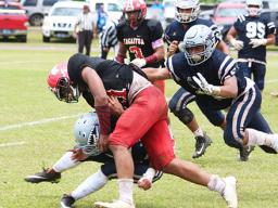 Manuita Sofeni of the Vikings trying