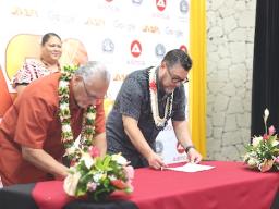 GOVERNOR AND GOOGLE. VP