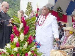 Chief Justice Lealaialoa Michael Kruse (far left) presides over the swearing in of the new governor, Lemanu Peleti Palepoi Sialega Mauga (third from left)