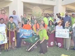Tafuna High School promotes healthy eating and healthy living