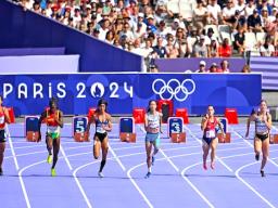 Filomenaleonisa Iakopo blasted out of the starting blocks