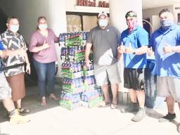 Elisapeta Alaimaleata,Aloha Harvest volunteers,Tuiafono Vai Sua and a staff member, Filipo Ilaoa