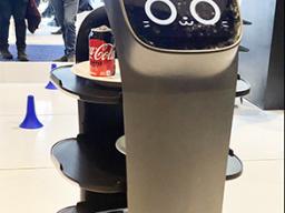 robot serving beverages