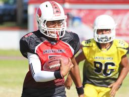 JPS Vikings quarterback scrambling for a huge gain