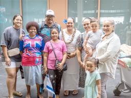 Samoans arriving home from Israel
