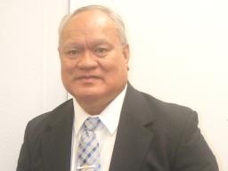 High Talking Chief, Le’i Sonny Thompson