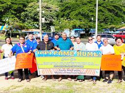Gov. Lemanu Peleti Palepoi Sialega Mauga — and First Lady Ella at Thank You wave