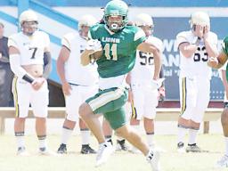 Leone Lions Alex Faiivae returning the opening kick-off