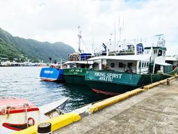 longliners at the Malaloa dock