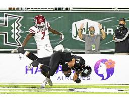 UH’s talented Linebacker, Darius Muasau