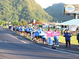The healthcare community came together to keep their wave of awareness going