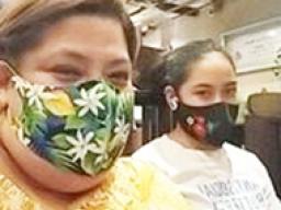 Aunty Otolose & Leonia on the bus in Hawaii 
