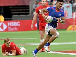 Joe Perez scores Manu Samoa’s last try