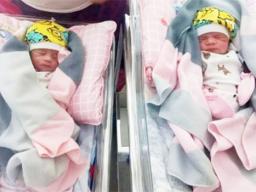 Twin babies in Samoa