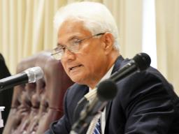 Tualauta Rep. Larry Sanitoa.