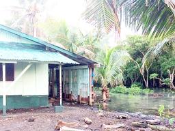 King Tide coming dangerously close to a home in Nuuuli