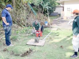 seismometer installation on Ta‘u island