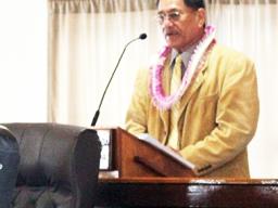 Sen. Magalei Logovi’i  at podium. 