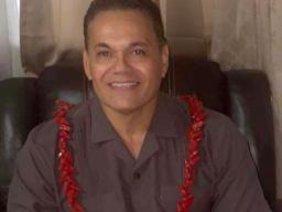 Committee Chairman Senator Olo Uluao Letuli