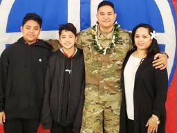 SFC/E7 Christopher Fielding with family