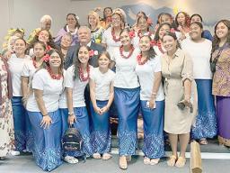 Softball a tamaitai mai Amerika Samoa