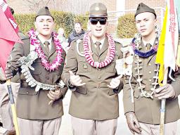 L-R PFC Iopu, Lua, Faia’oga i Fort Leonard Wood ma PFC Togilau, Gabe.