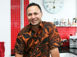 Associate professor Toeolesulusulu Damon Salesa 