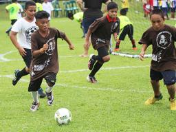 A Vaiala Tongan player of the Boys 10-12 division in action against Ilaoa & To’omata