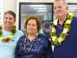 Congresswoman Aumua Amata (center) with the Director of the US Mint, David J. Ryder (right); and a US Mint staffer (left). 