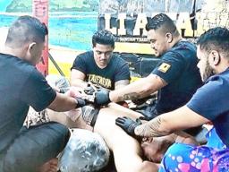 David Tua getting traditional Samoan pe'a in boxing ring