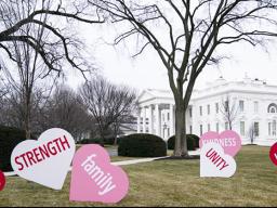 Valentines on the White House lawn