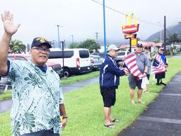 Veterans wave on 4th of July