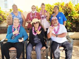 Veterans waving thank you to Hawaii VA