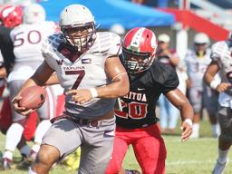 Ben Tuimaseve at midfield