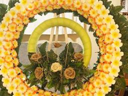 wreath with yellow flowers
