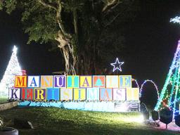 Chritmas lights and decorations at Aoloau