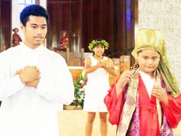 Members of International Community of the Holy Family Parish 