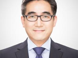 Mr. Young Choi 