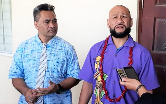  Lema'i Faioso Sione (left) and Malele Atofu Paulo 