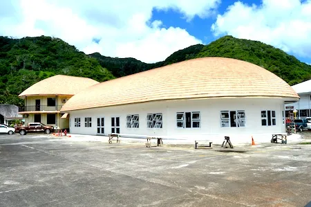 Se vaaiga i le Fale Samoa a le Fono Faitulafono lea ua fa’amoemoe e tatala aloaia i le amataga o le masina fou o Oketopa 2016.  [ata AF]