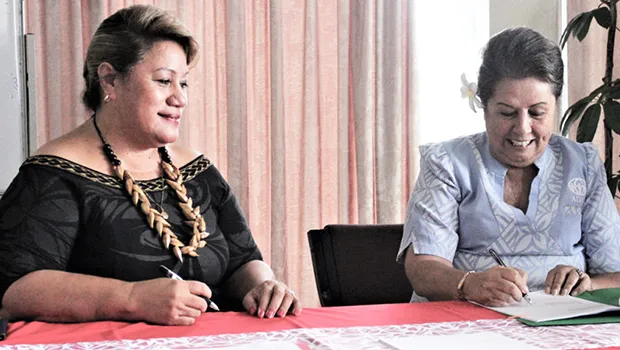 Mulipola Anarosa 'Ale Molio'o and Su'a Julia Wallwork