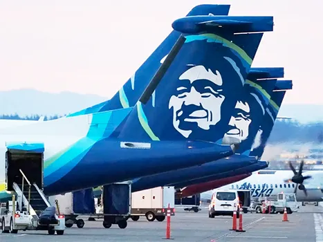 ALASKA AIRLINES PLANES PARKED