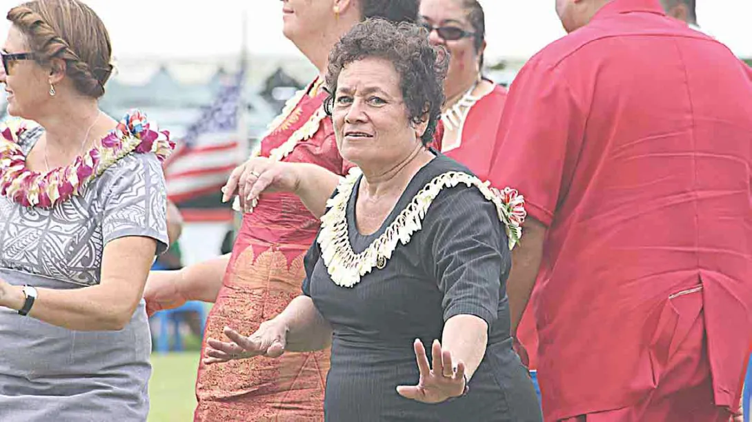 Amata dancing