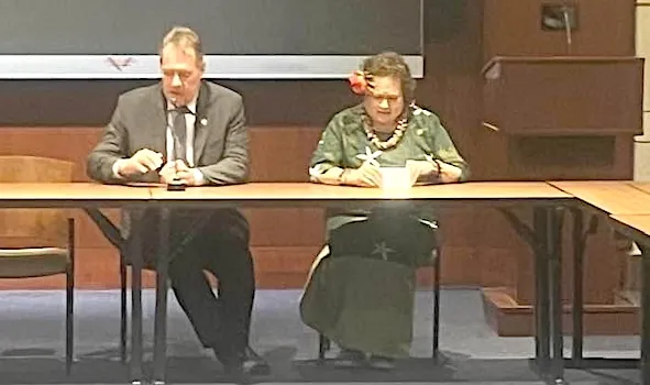 Congresswoman Uifa’atali Amata and Hawaii Congressman Ed Case