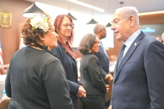 Amata with Prime Minister Netanyahu 