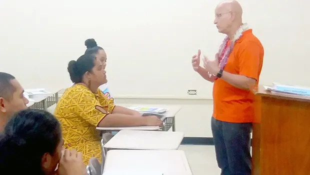 Dr. Carlos Crespo of Portland State University speaking with ASCC students