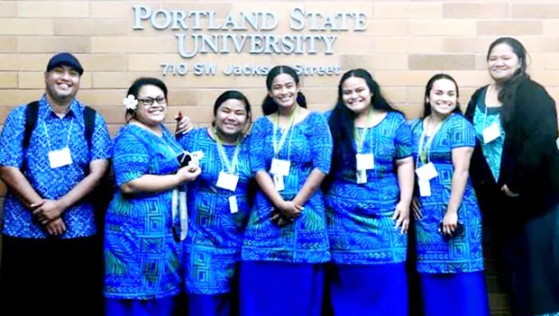 ASCC BUILD EXITO career mentors Derek Helsham (far left) and Tala Ropeti-Leo (far right) joined the five ASCC students